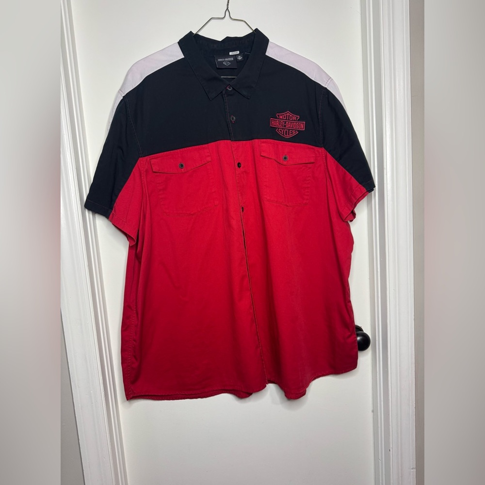 Harley Davidson Men’s Red and Black Button Down Short Size 5XL